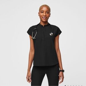 Figs Rafaela Small high collar oversized black scrub top